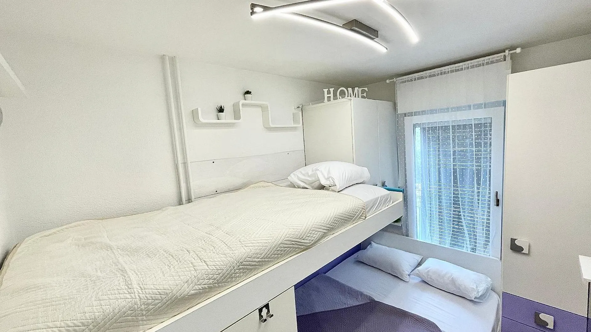 Familyapartment Love&Peace Split Apartment